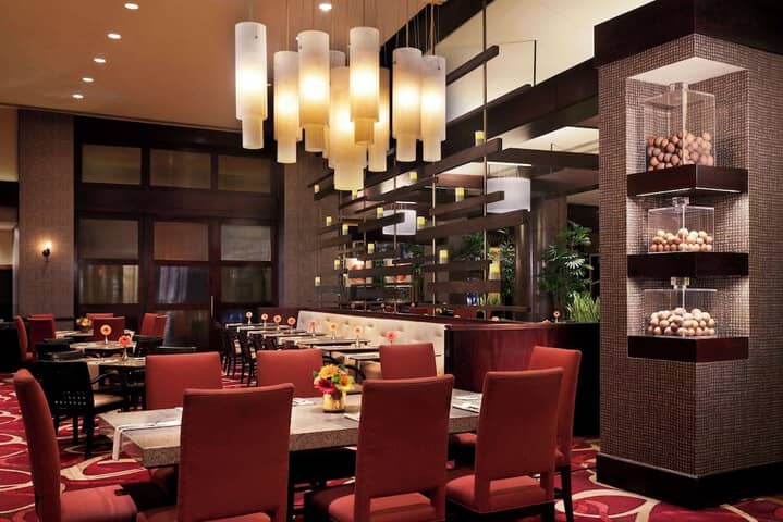 Dining 52 of 96