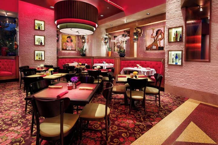Dining 54 of 96