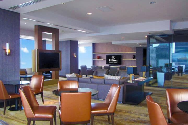 Lounge 81 of 96