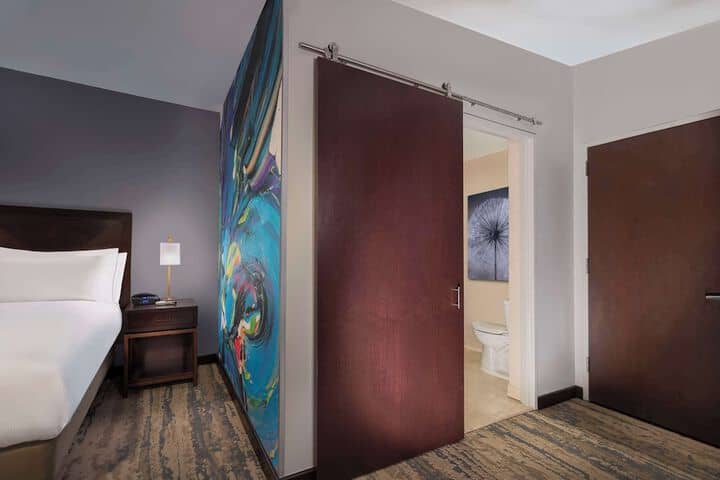 Room 13 of 96