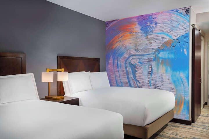 Room 10 of 96