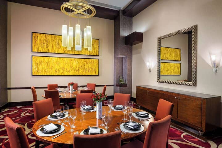 Dining 53 of 96